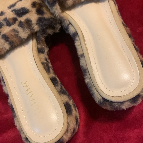 Liliana Leopard Print Fuzzy Faux Fur Slide Flatform Sandals Size 9 - Picture 5 of 7